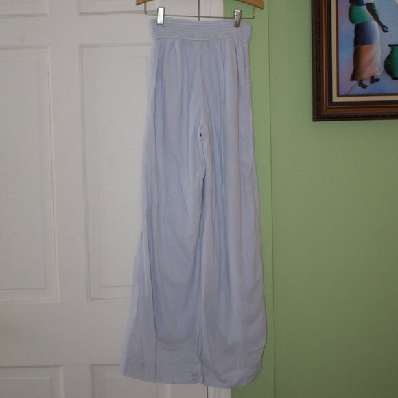 Abercrombie & Fitch Women's Pull-On Wide Leg Pants in Light Blue - Picture 3 of 5